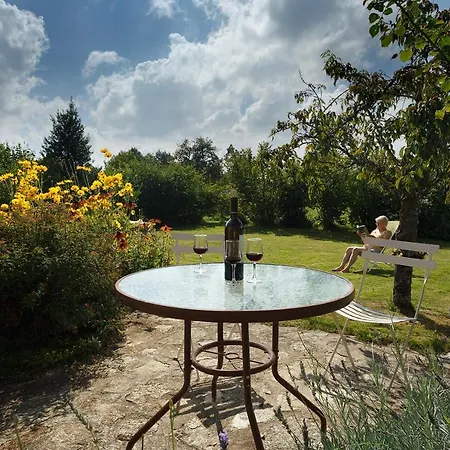 Côté Jardin Casa vacanze Saint-Clement (Allier)