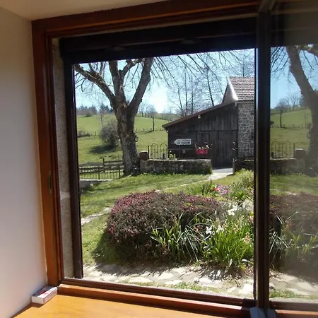 Casa vacanze Côté Jardin Saint-Clement (Allier)