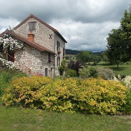 Casa vacanze Côté Jardin Saint-Clement (Allier)